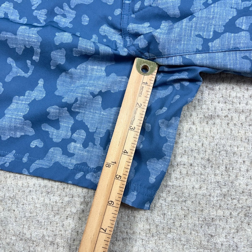 Huk Shorts Men Small Blue Camo Chino Performance Hiking 6" Inseam Fishing - Picture 9 of 14